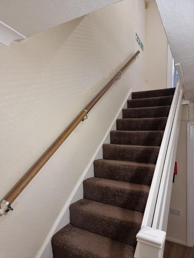 Crane Home In Dagenham With Free Wi Fi 外观 照片