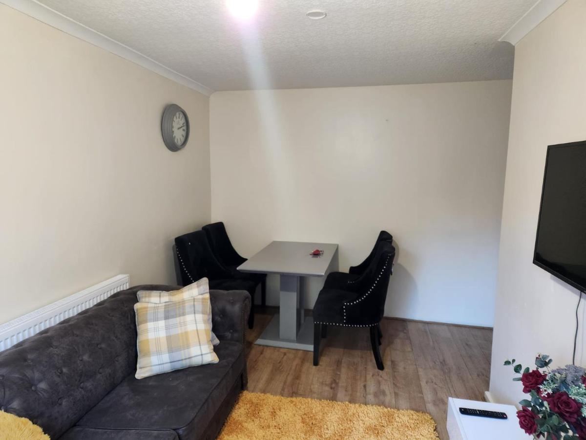 Crane Home In Dagenham With Free Wi Fi 外观 照片